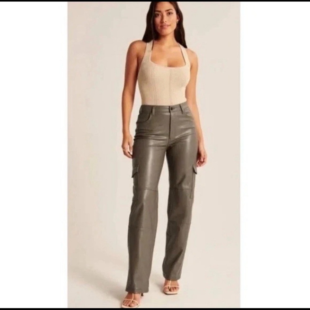 Abercrombie & Fitch high waist leather cargo pants